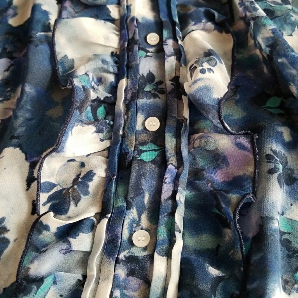 Loft Ruffled Blue Floral Blouse - Picture 4 of 4